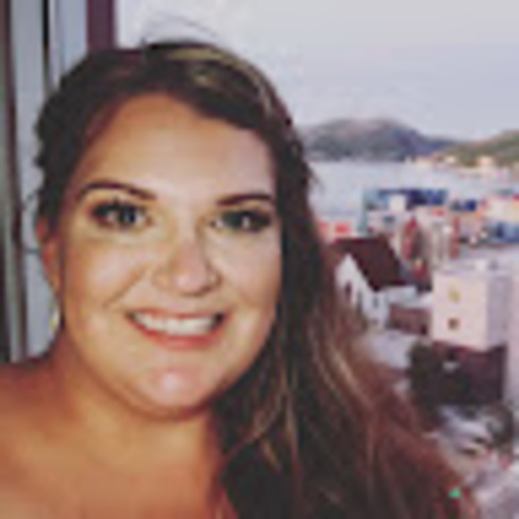 Meet your Posher, Melanie - Picture 1 of 1